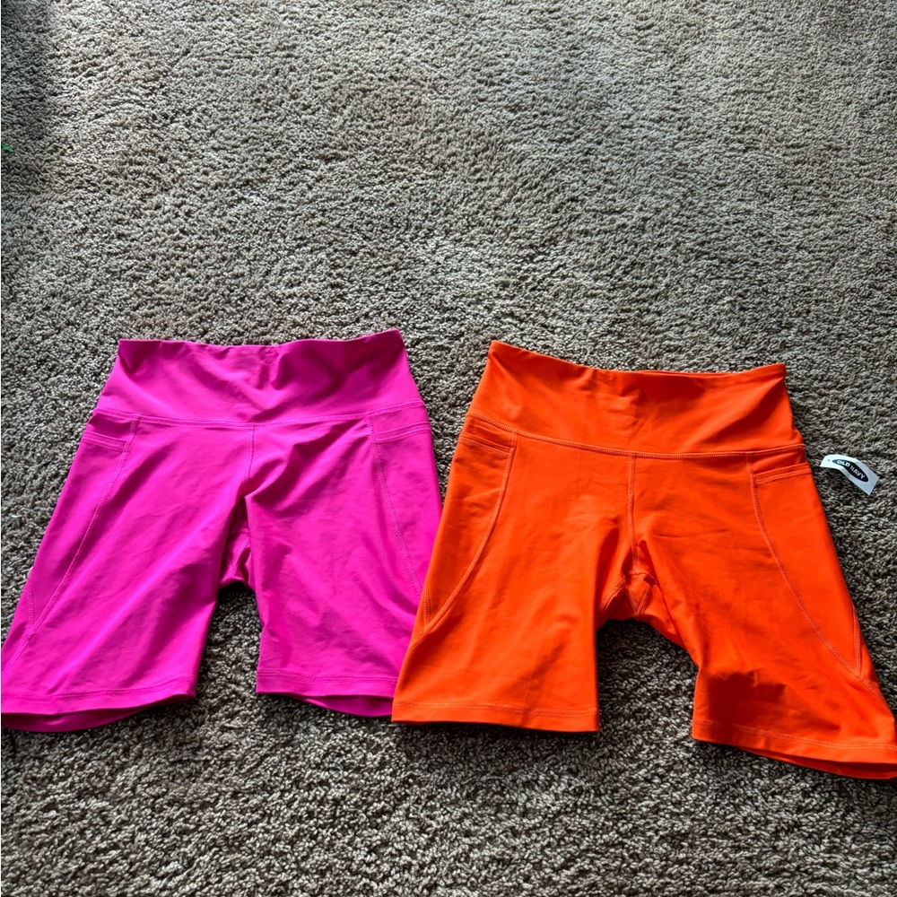 New Old Navy Exercise Bermudas